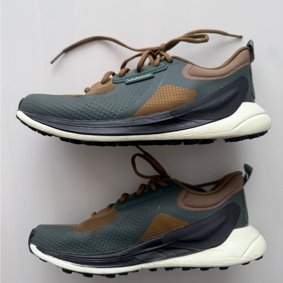 Lululemon Blissfeel Trail Womens Running Shoe | size 8 | - Picture 5 of 10